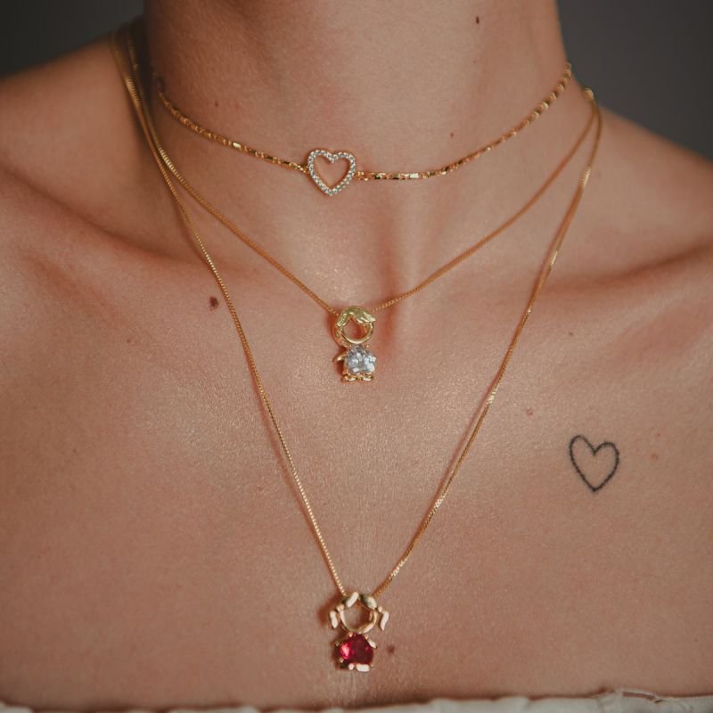 CHOKER COM CORAÇÃO ZIRCÔNIA DOURADO FOLHEADO