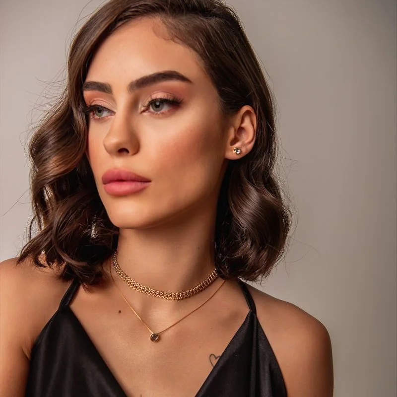 CHOKER CORRENTE DUPLA COM BOLINHAS BANHADO A OURO 18K