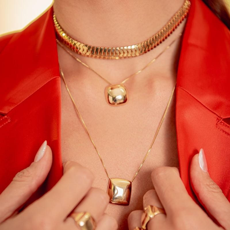 CHOKER DESIGN DOURADO FOLHEADO