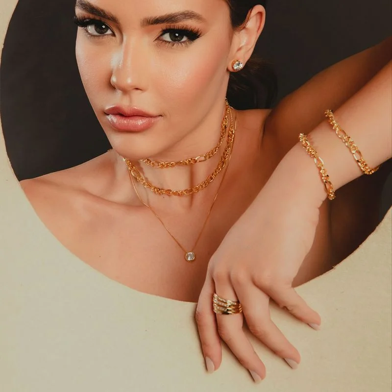 CHOKER ELOS GRANDE E PEQUENOS BANHADO A OURO 18K