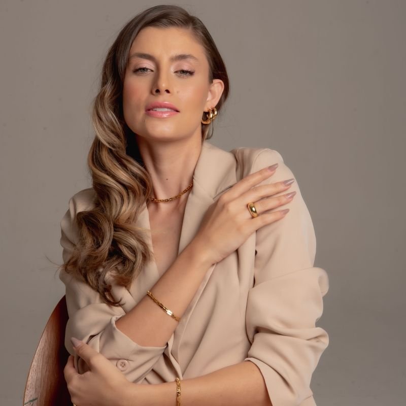 CHOKER ELOS RETANGULARES M BANHADO A OURO 18K