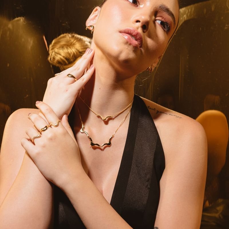 CHOKER NALU UNIC BANHADO A OURO 18K