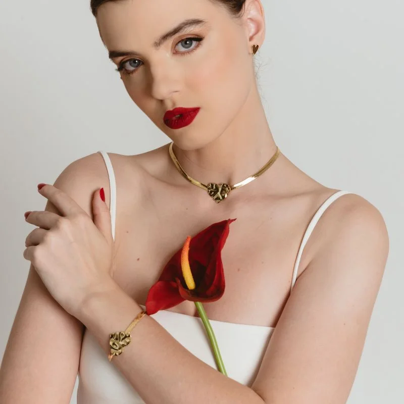 CHOKER SNAKE CORAÇÃO ORGANICO BANHADO A OURO 18K