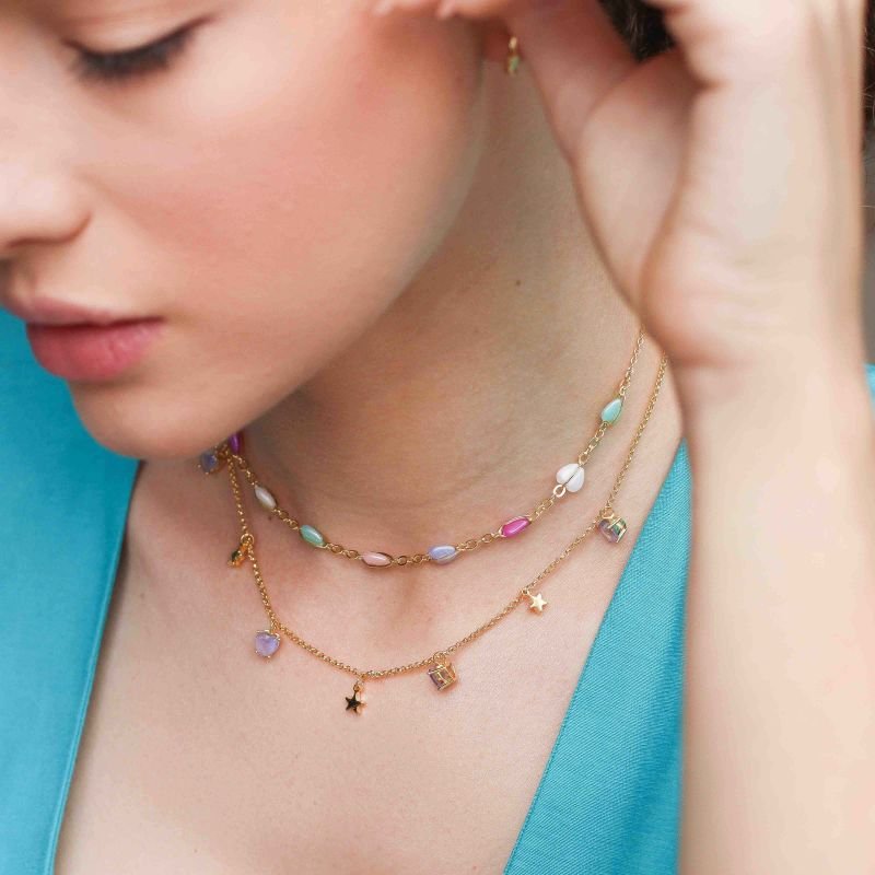 CHOKER CORAÇÕES LILÁS E ESTRELAS DOURADO FOLHEADO