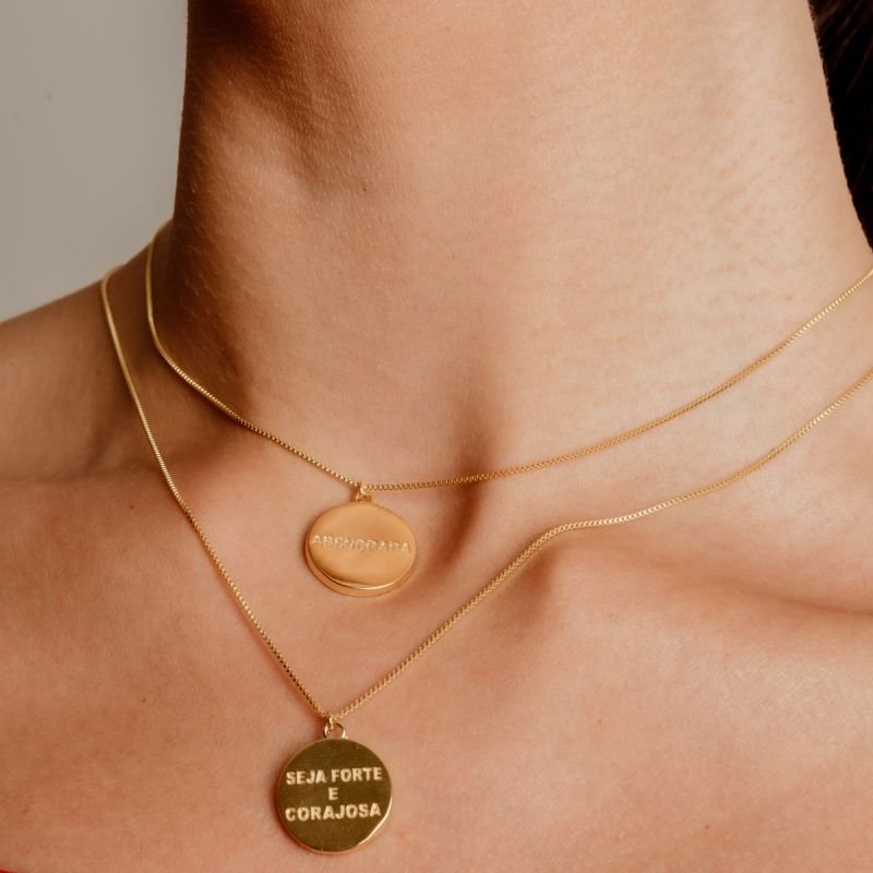 COLAR ABENÇOADA BANHADO A OURO 18K