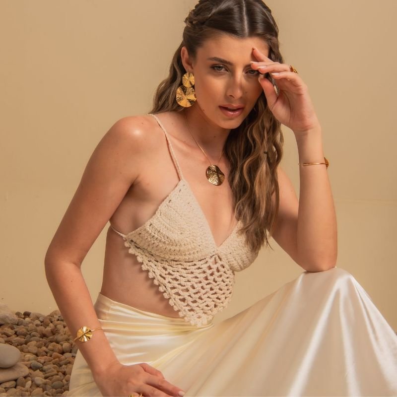 COLAR ALGA DETALHADA BANHADO A OURO 18K