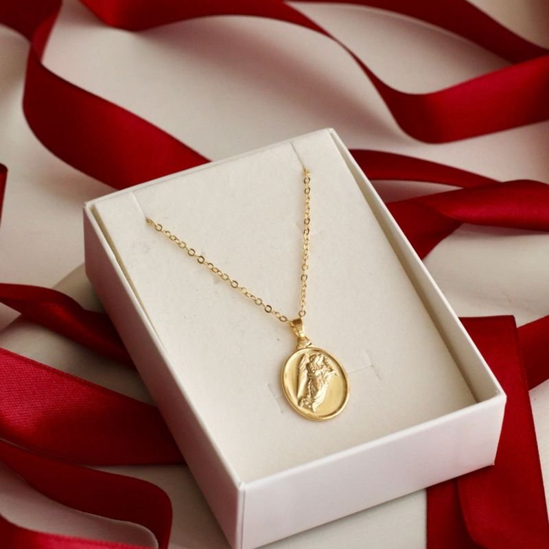 COLAR ANJO GABRIEL BANHADO A OURO 18K