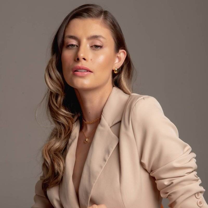 COLAR BABI LISO BANHADO A OURO 18K