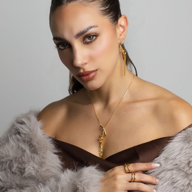 COLAR BRISA GLACIAL BANHADO A OURO 18K