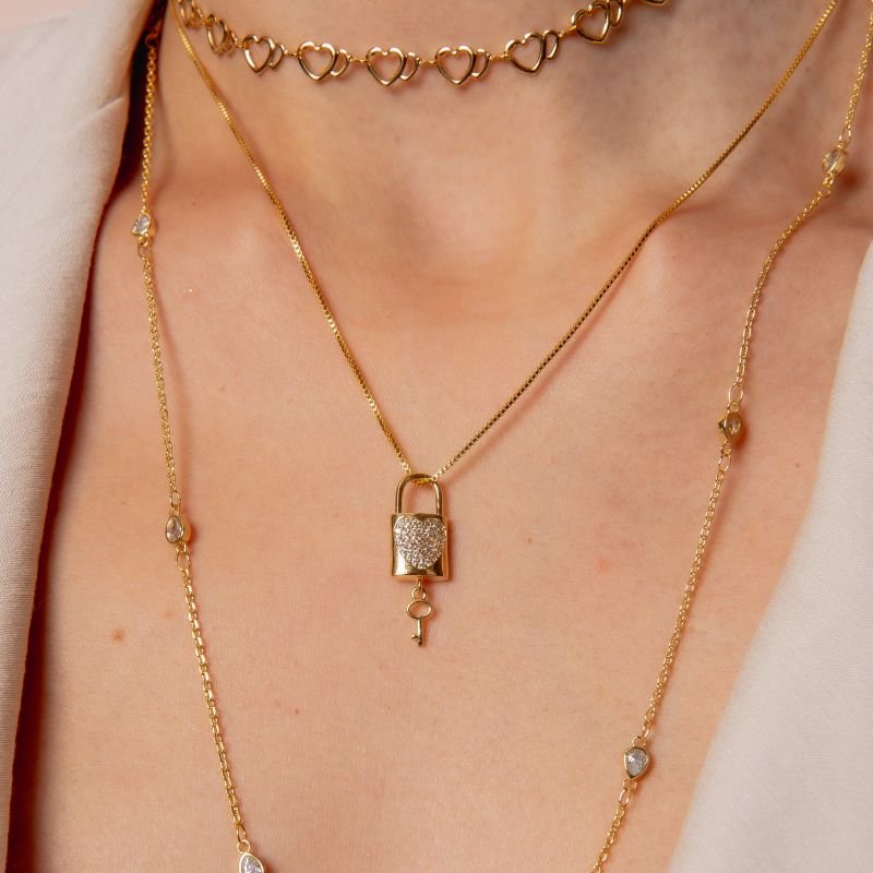 COLAR CADEADO CORAÇÃO ZIRCÔNIA E CHAVE DOURADO FOLHEADO