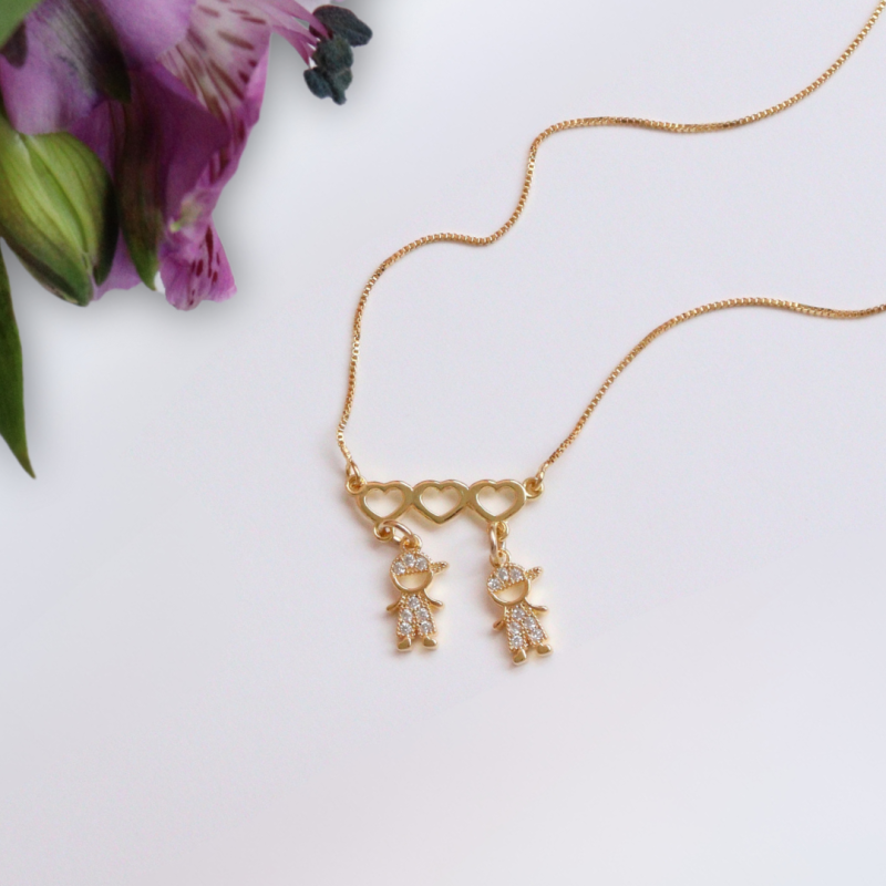 COLAR CANGA CORAÇÕES COM DOIS FILHOS DOURADO FOLHEADO