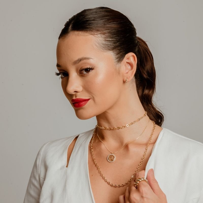 COLAR LONGO FLOW BANHADO A OURO 18K