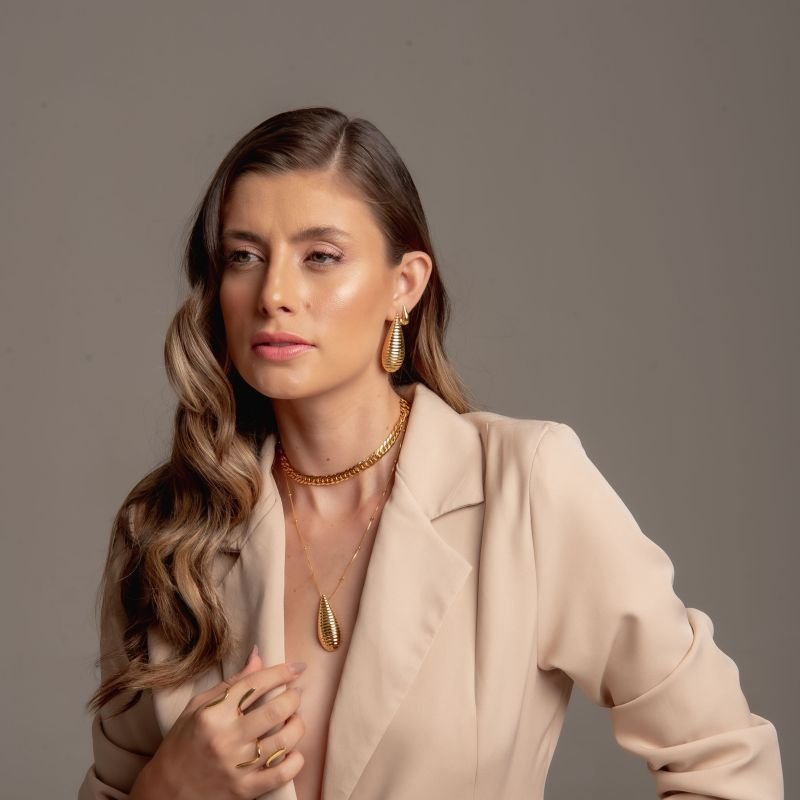 COLAR LONGO LUXOR BANHADO A OURO 18K