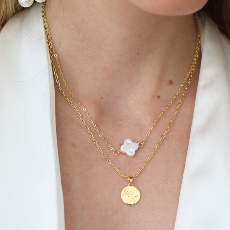 COLAR MADRE PÉROLA BANHADO A OURO 18K