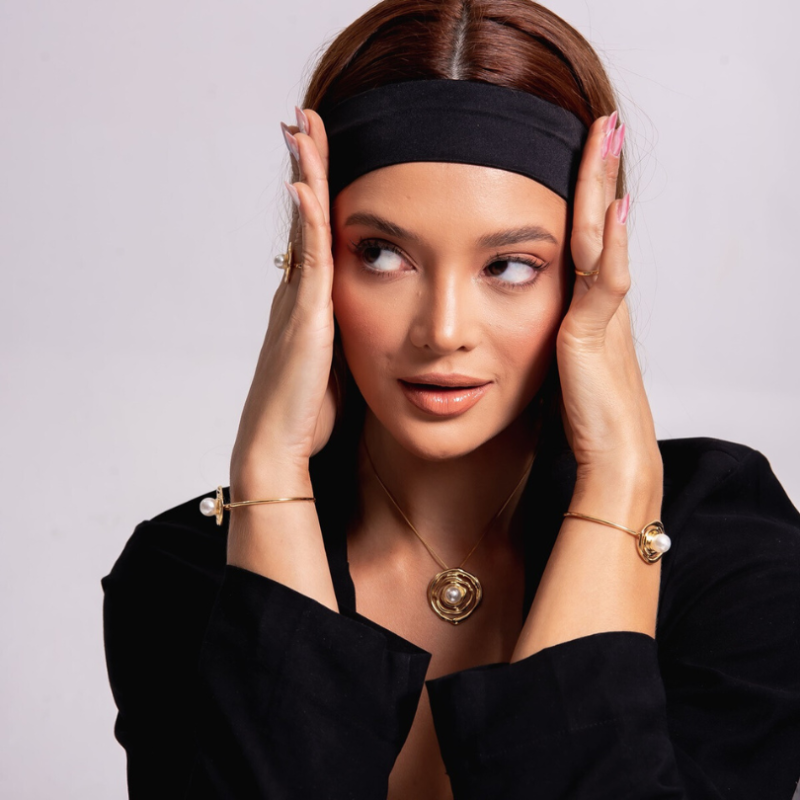 COLAR ORGANIC PÉROLA BANHADO A OURO 18K