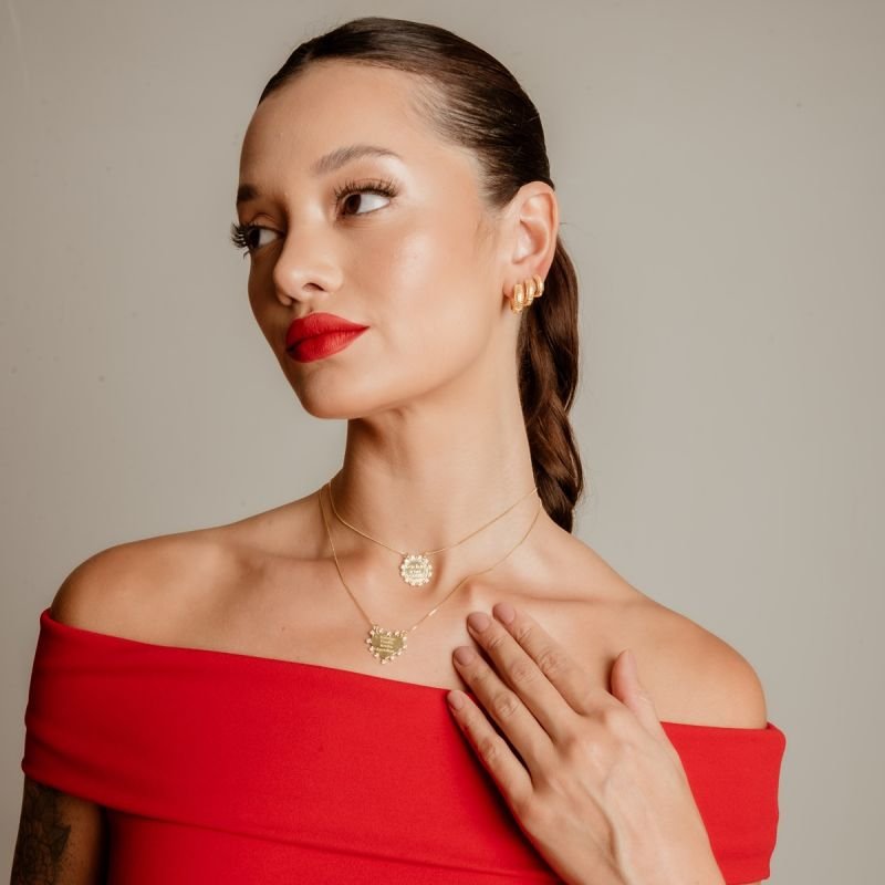 COLAR SEJA FEITA A TUA VONTADE CRAVEJADO DE ZIRCÔNIA BANHADO A OURO 18K