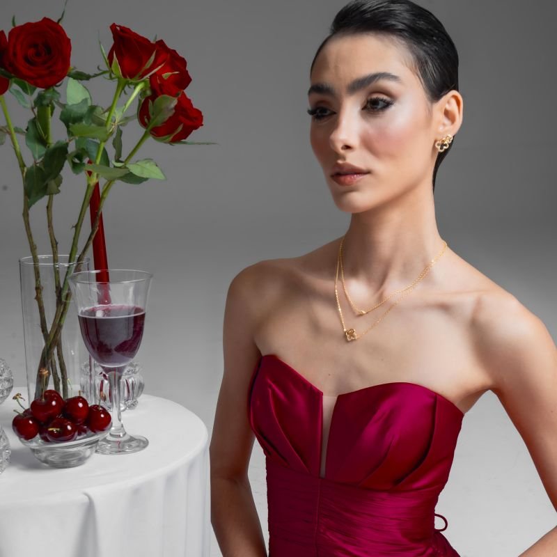 COLAR TREVO MEIO ZIRCÔNIA M BANHADO A OURO 18K