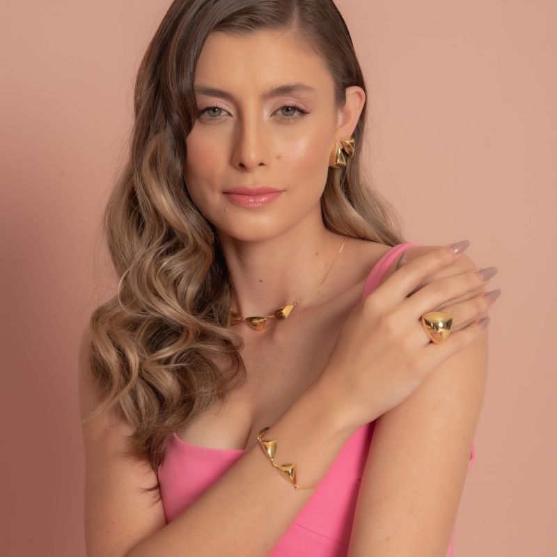 COLAR TRIO TRIÂNGULO BANHADO A OURO 18K