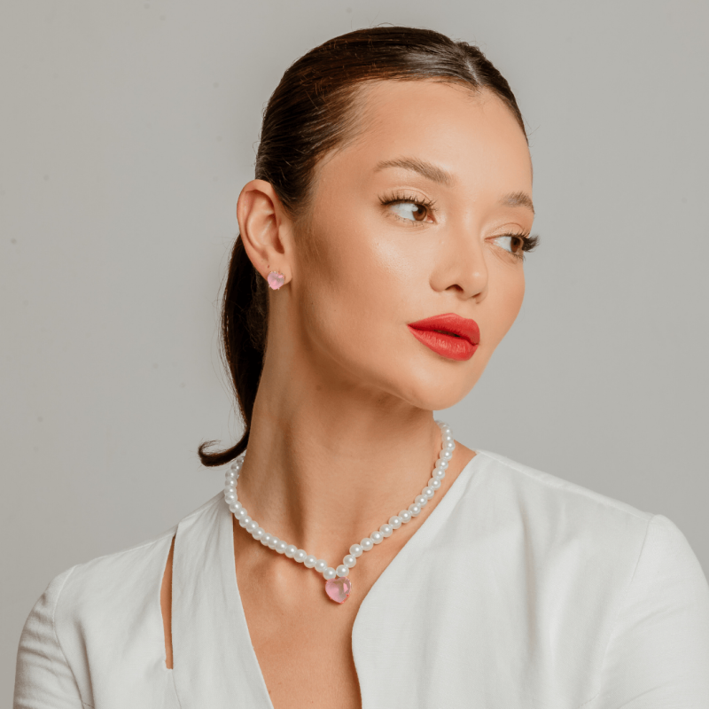 CONJUNTO CORAÇÃO ROSA COM PÉROLA BANHADO A OURO 18K