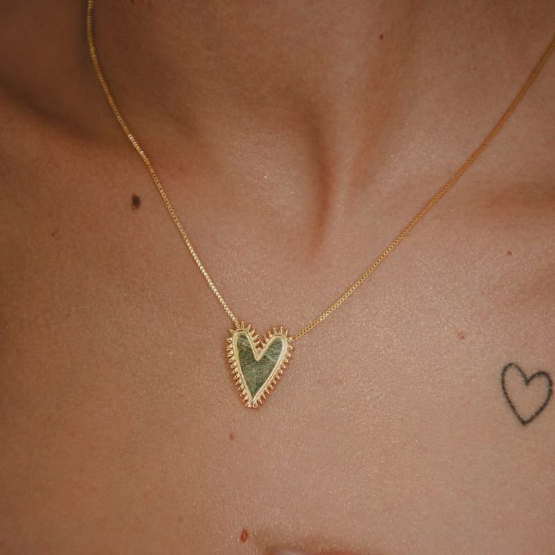 CONJUNTO CORAÇÃO SPIKE DOURADO FOLHEADO