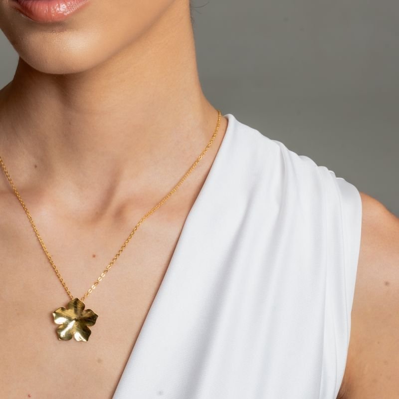 CONJUNTO FLOR ELIS BANHADO A OURO 18K