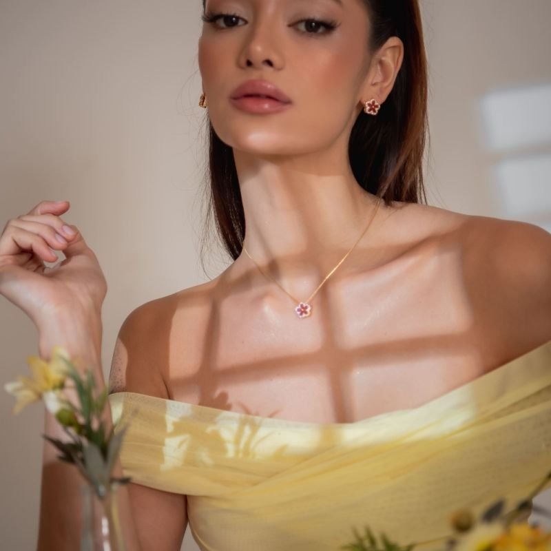 CONJUNTO FLORECER VERMELHO BANHADO A OURO 18K