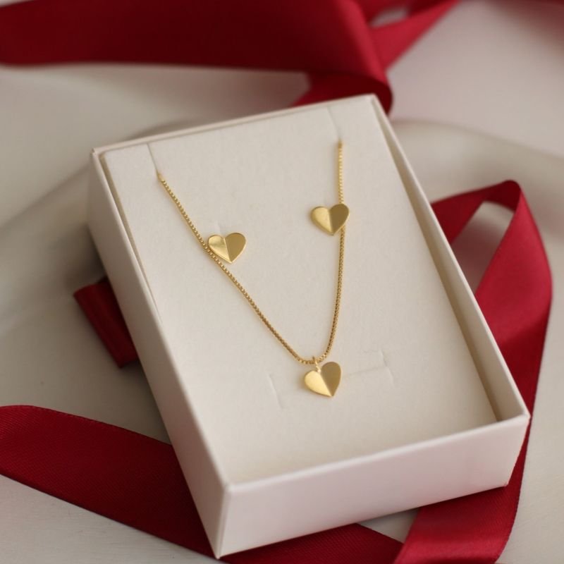 CONJUNTO MINI CORAÇÃO BANHADO A OURO 18K