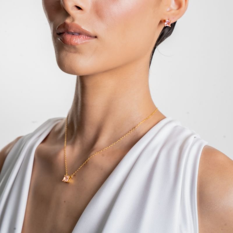 CONJUNTO PEDRA QUADRADA ROSA BANHADO A OURO 18K