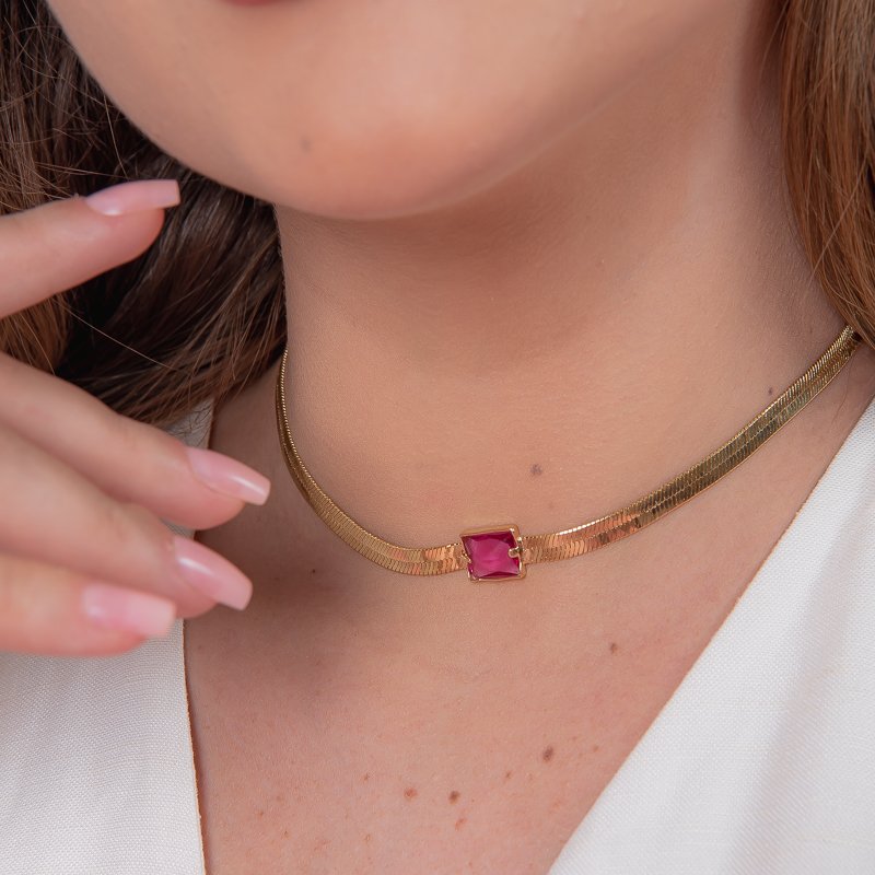 CHOKER SNAKE PEDRA RETANGULAR RUBELITA BANHADO A OURO 18K