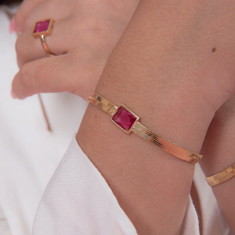 PULSEIRA SNAKE PEDRA RETANGULAR RUBELITA BANHADO A OURO 18K