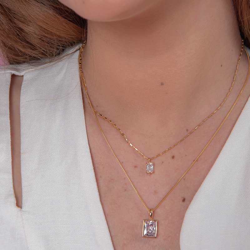 COLAR PEDRA RETANGULAR CRISTAL DOURADO FOLHEADO