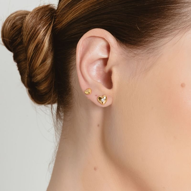 KIT DOIS PARES DE BRINCO CORAÇÃO COM ZIRCÔNIA NO MEIO DOURADO FOLHEADO