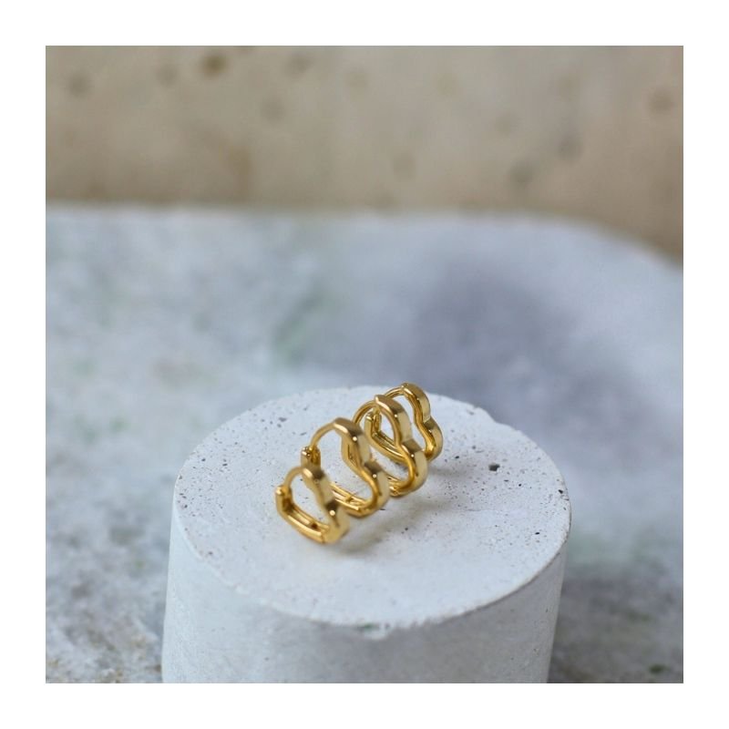 KIT DUO DE ARGOLAS CORAÇÃO FINO BANHADO A OURO 18K