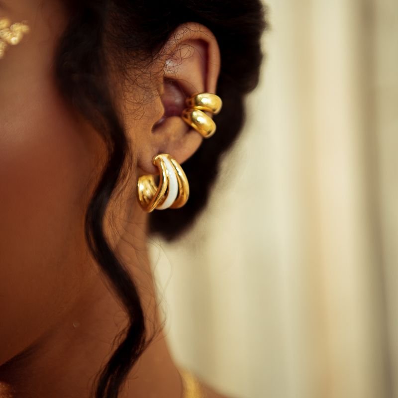 PIERCING TÁSSALA DOURADO FOLHEADO