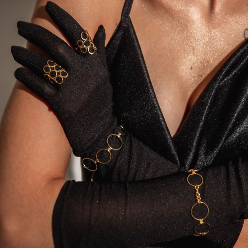 PULSEIRA CIRCULOS VASADOS BANHADO A OURO 18K