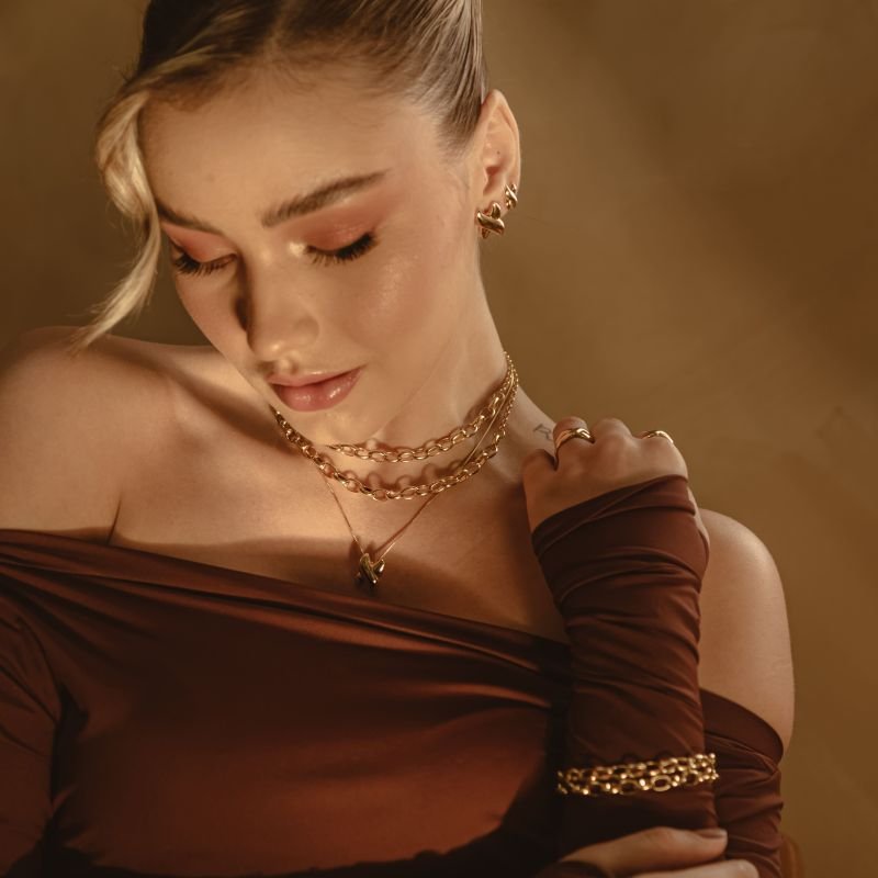 PULSEIRA ELOS AMENDOADOS BANHADO A OURO 18K