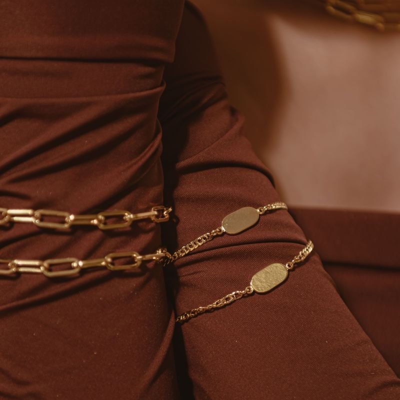 PULSEIRA ELOS LONGOS DOURADO FOLHEADO