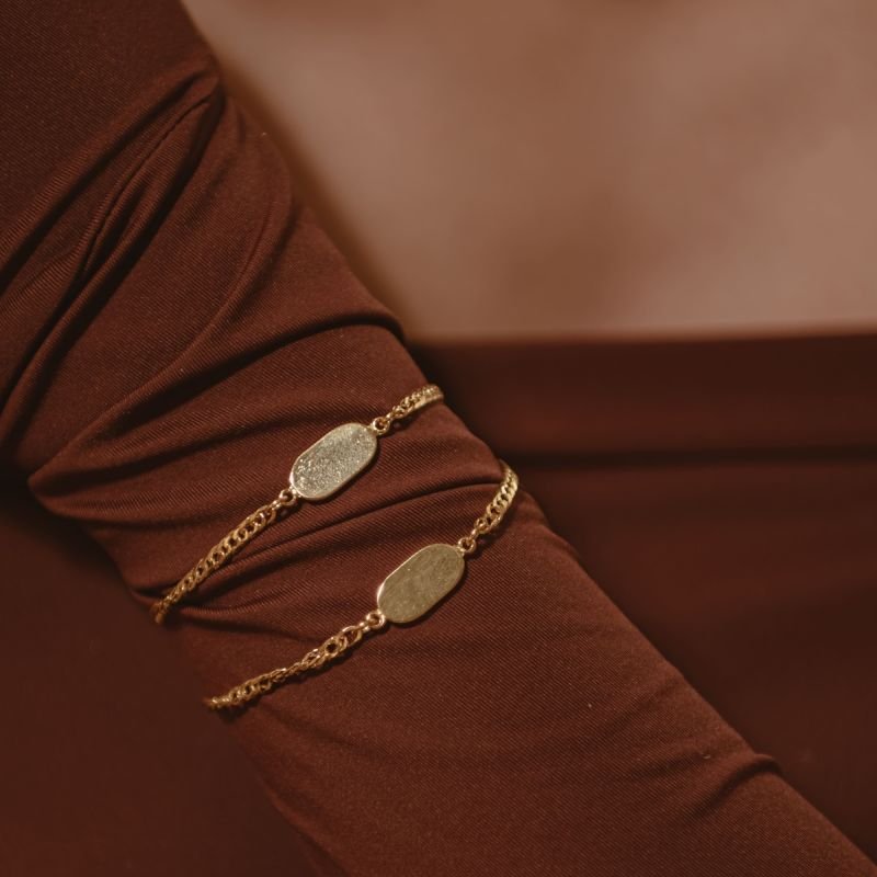 PULSEIRA ELOS PLAQUINHA BASIC BANHADO A OURO 18K