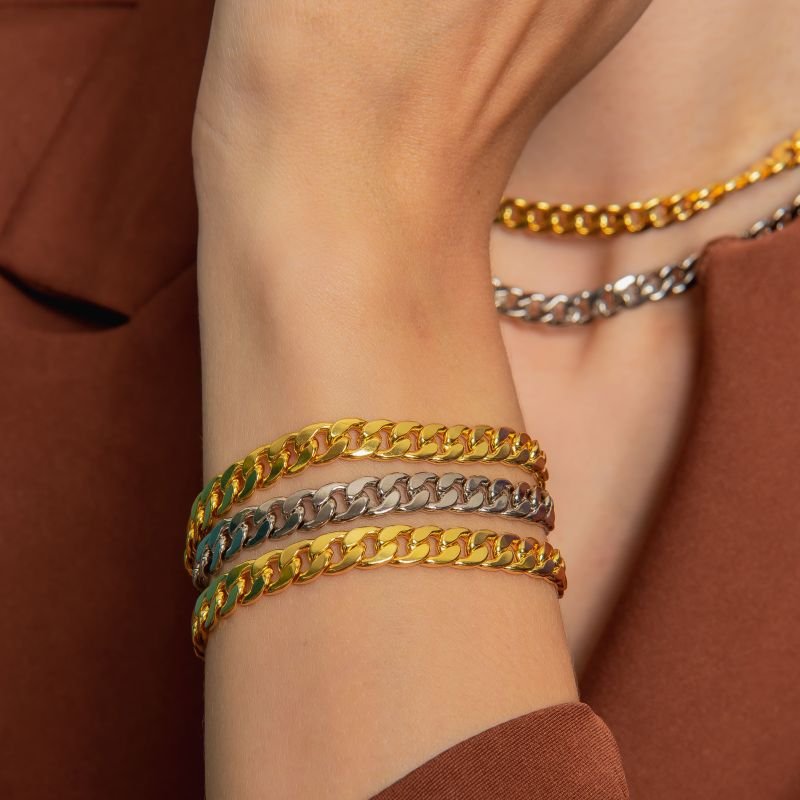 PULSEIRA ELOS TREND BANHADO A OURO 18K