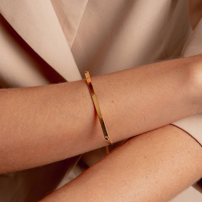 PULSEIRA GRAVATA LIV BANHADO A OURO 18K