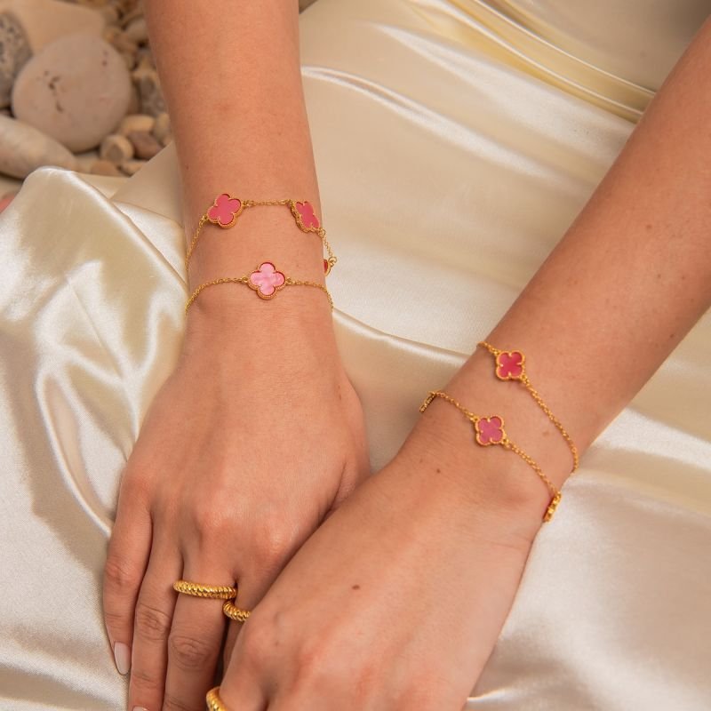 PULSEIRA ONE TREVO PINK 10MM DOURADO FOLHEADO