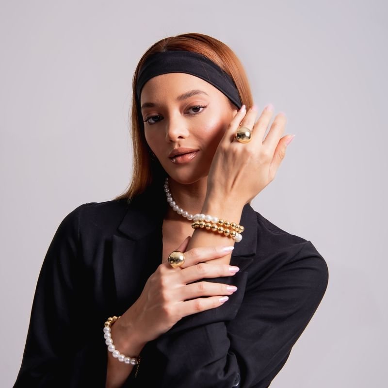 PULSEIRA PÉROLAS E ESFERAS 10MM BANHADO A OURO 18K