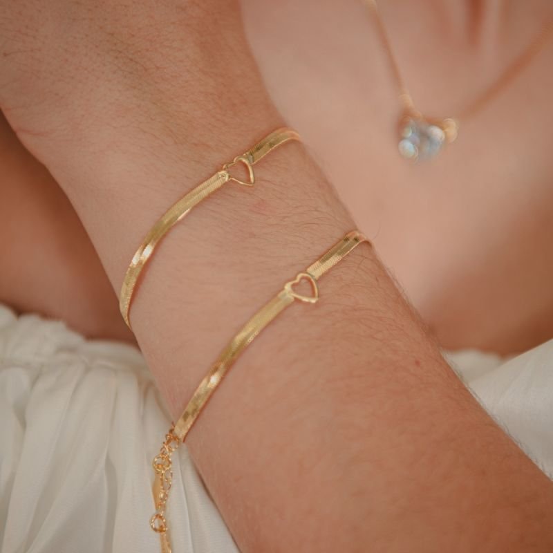 PULSEIRA SNAKE CORAÇÃO VAZADO DOURADO FOLHEADO