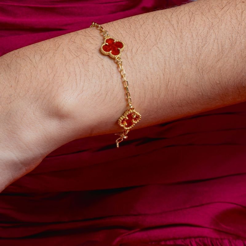 PULSEIRA TREVO DUO RED 11MM BANHADO A OURO 18K