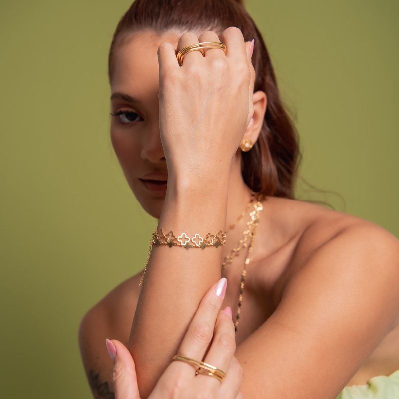 PULSEIRA TREVO VAZADO DOURADO FOLHEADO