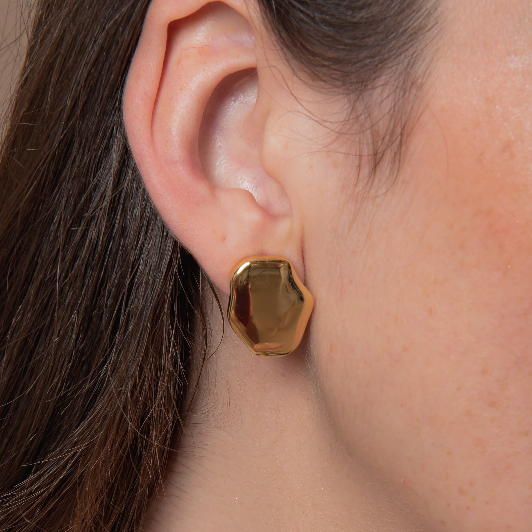 BRINCO ORGANIC BANHADO A OURO 18K