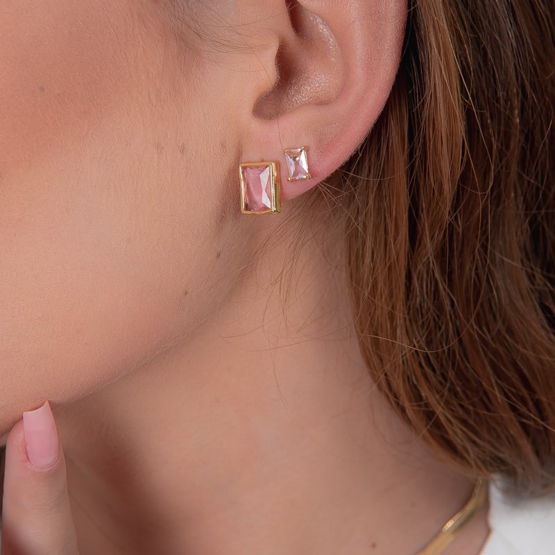 BRINCO PEDRA RETANGULAR SAFIRA ROSA DOURADO FOLHEADO